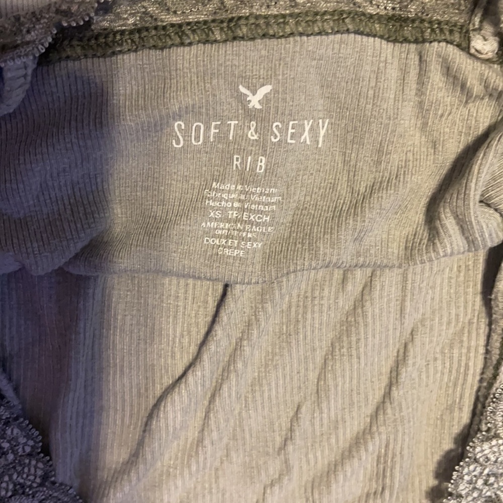 Green cami - Picture 3 of 3